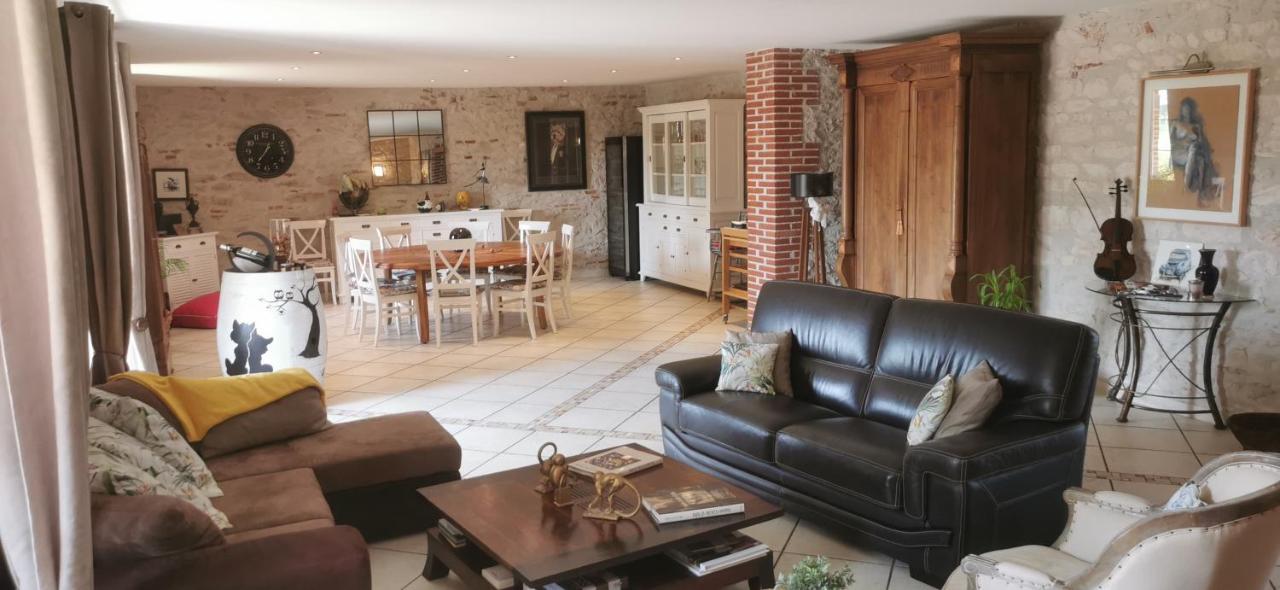 Bed and Breakfast Domaine 3 Soleils Labastide-de-Levis Екстер'єр фото